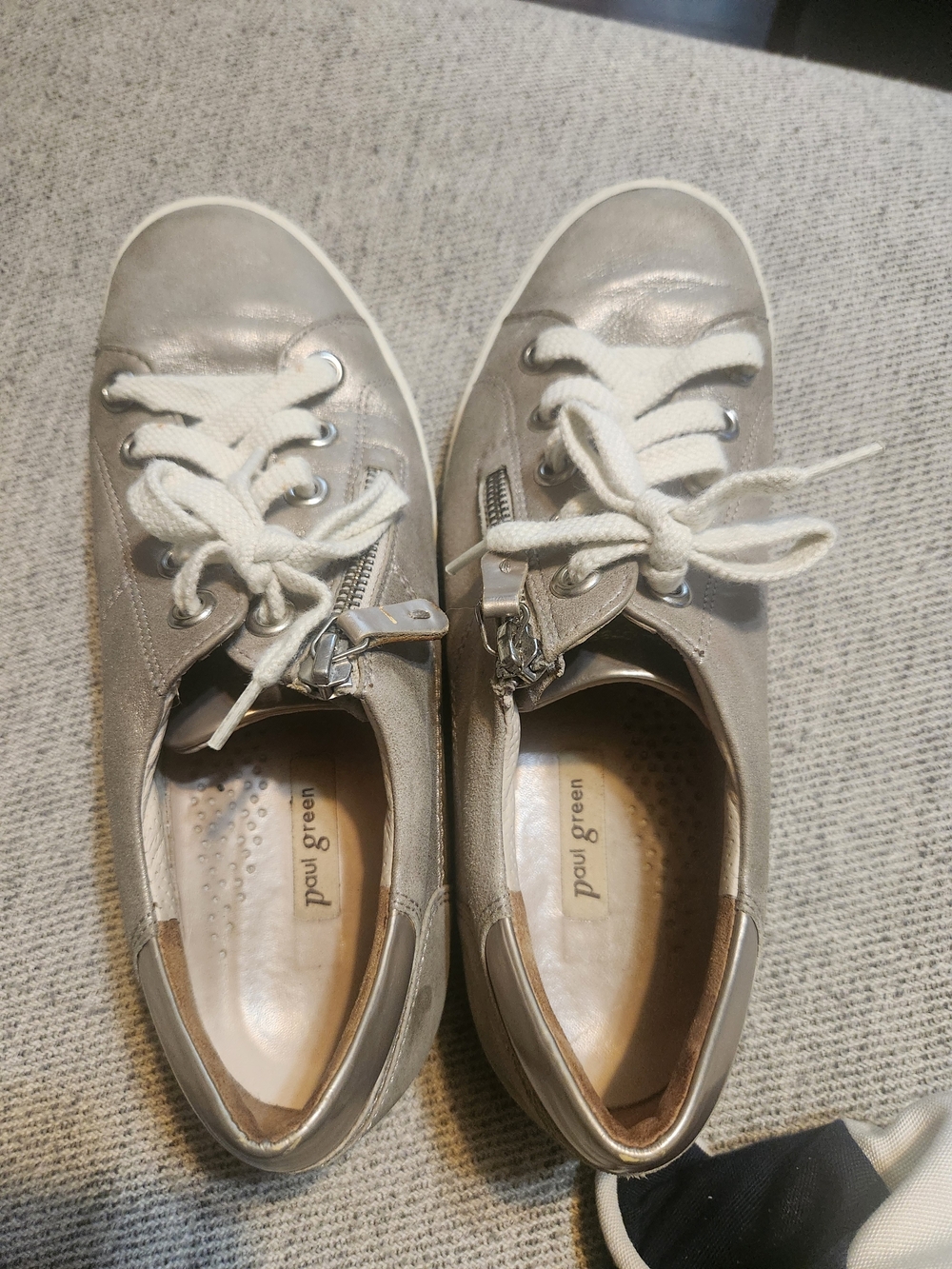 Paul Green Metallic Taupe Leather Lace-Up Sneakers - Picture 12 of 13